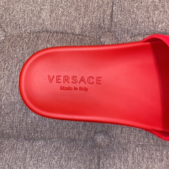 Medusa Cardinal Slide Sandals - Picture 4 of 4